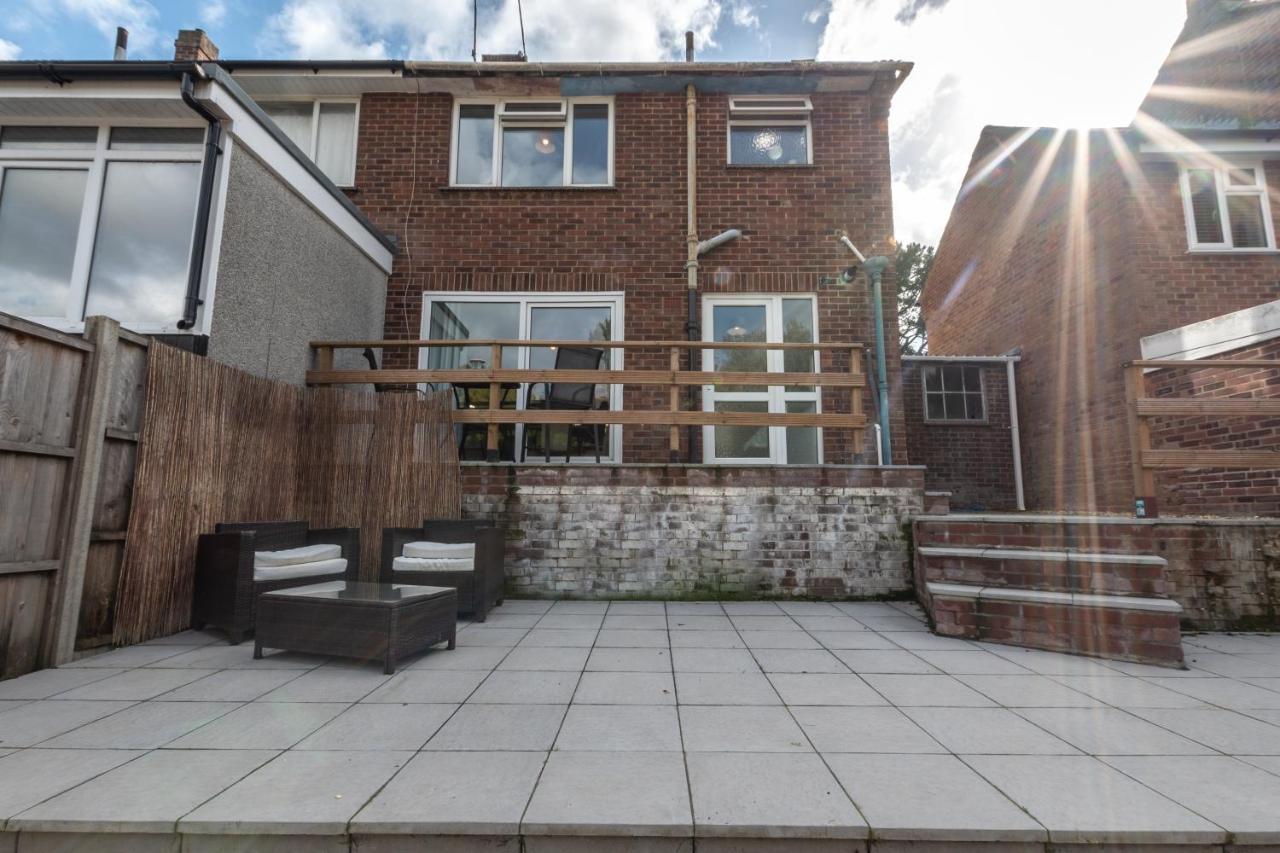 3 Bedrooms House Ideal For Long Stays! Southampton Exterior foto